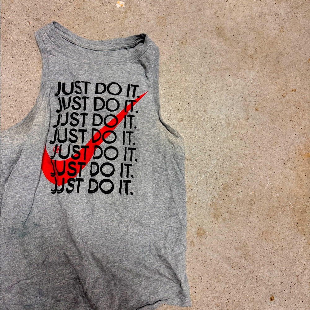 Nike tank